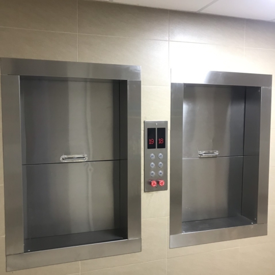 THANG MÁY TẢI THỰC PHẨM 1 CỬA MỞ 2 CHIỀU