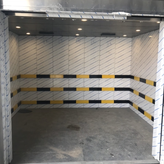 THANG MÁY TẢI HÀNG LỚN 5X5