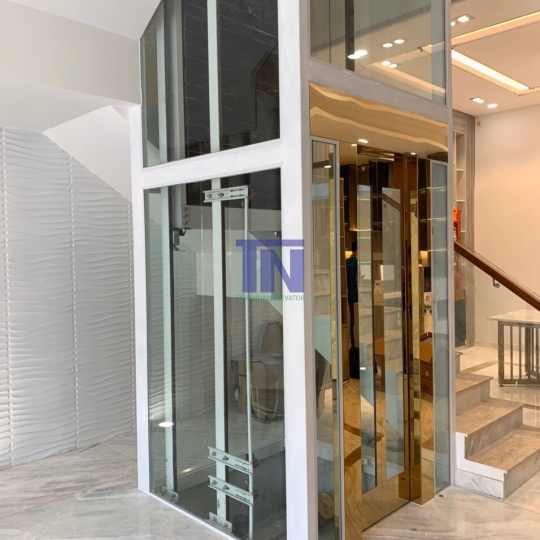 THANG MÁY LỒNG KÍNH TRONG GIA ĐÌNH